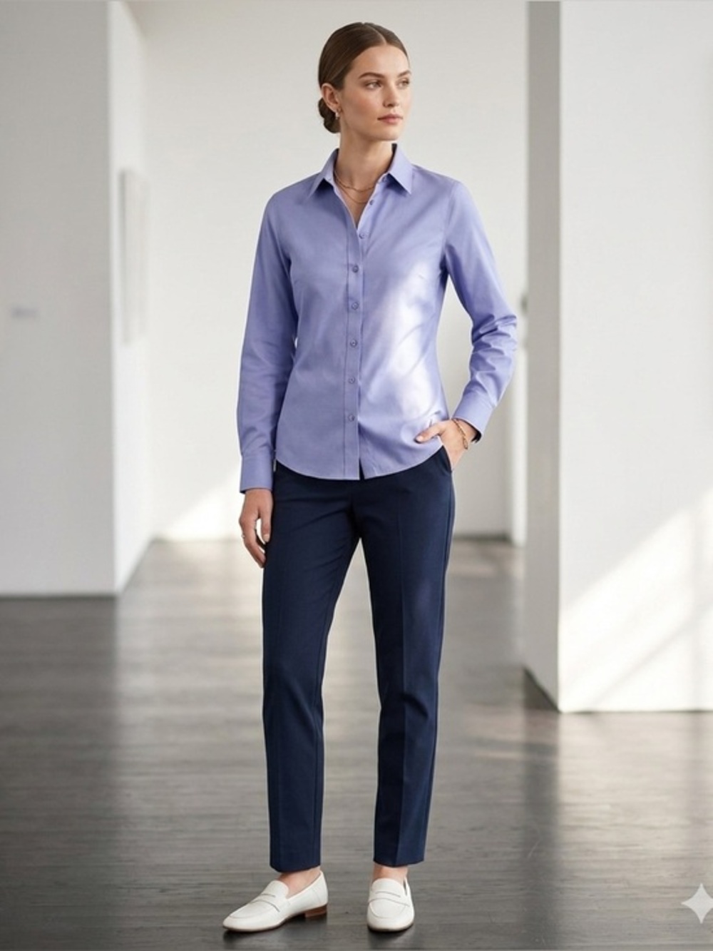 Foxcroft Non-Iron Shaped Fit Women's 4 Blue Button-Up Shirt Blouse S Cotton